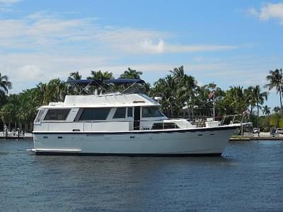 BOATZON | Hatteras 56 Motor Yacht