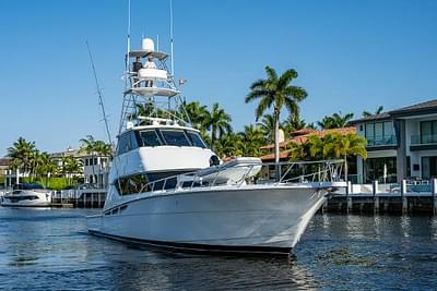 BOATZON | 2001 Hatteras 60 Convertible