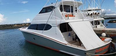 BOATZON | Hatteras 68 Convertible 2007