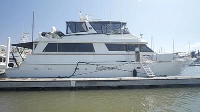 BOATZON | Hatteras 70 Cockpit Motor Yacht 1992