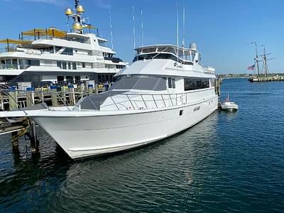 BOATZON | Hatteras 74 Sport Deck Motor Yacht 1999