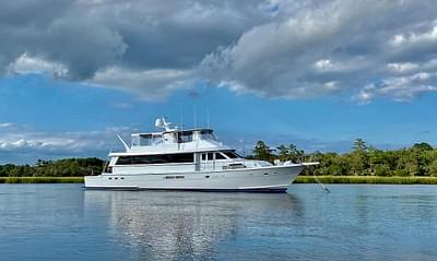 BOATZON | Hatteras 78 Cockpit Motor Yacht 1989