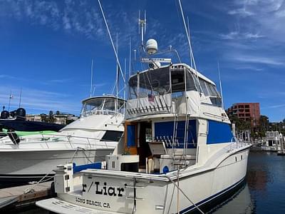 BOATZON | Hatteras Convertible 1986