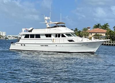 BOATZON | Hatteras CUSTOM COCKPIT MOTOR YACHT 1989