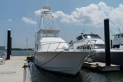 BOATZON | Hatteras Yachts 64 Convertible 2006