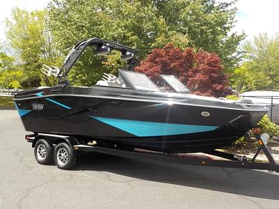 BOATZON | Heyday Wake Boats H22 2024