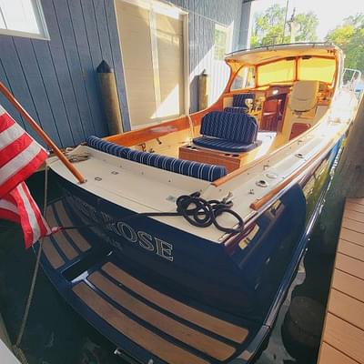 BOATZON | Hinckley Picnic Boat