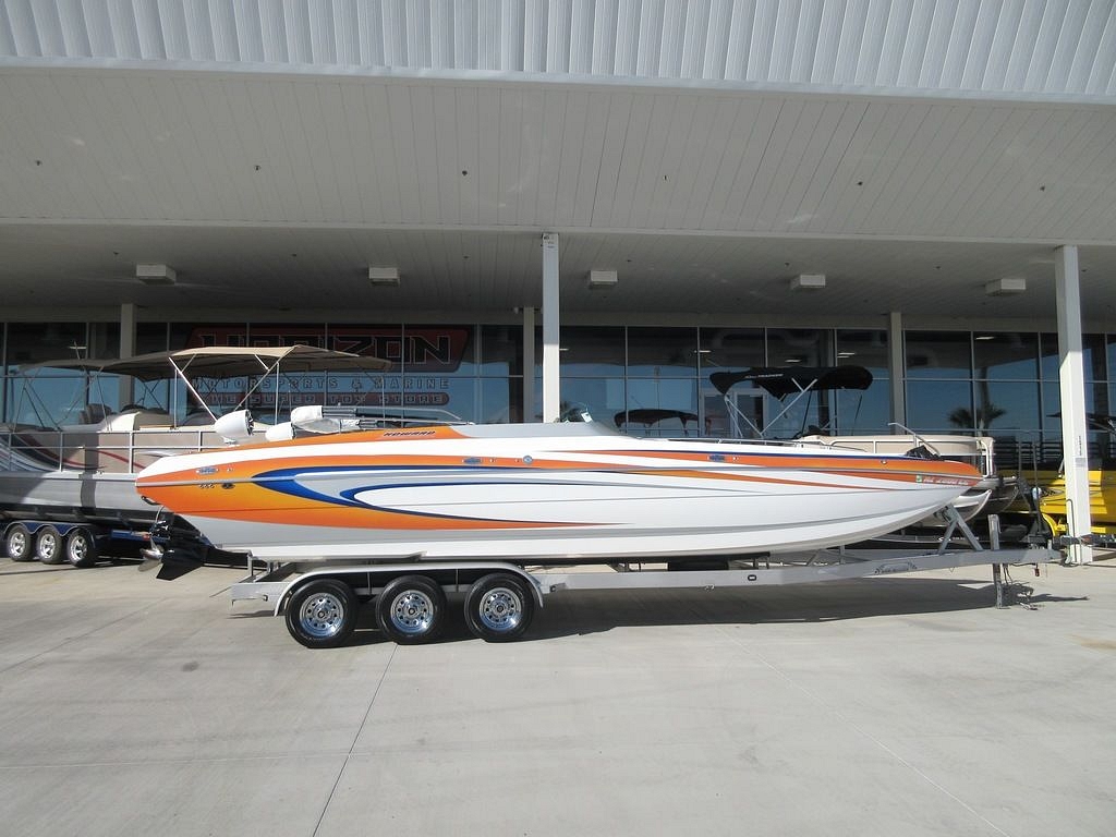 Used HOWARD CUSTOM BOATS 28 DECKBOAT 2012 for sale in lake havasu city ...