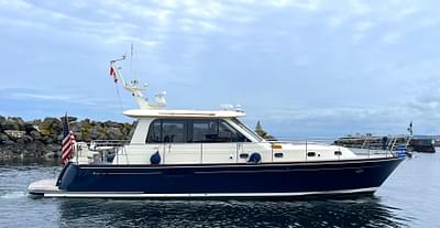 BOATZON | Hunt Yachts 44 2012