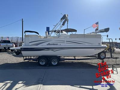 BOATZON | Hurricane FUN DECK 218 RE 2007