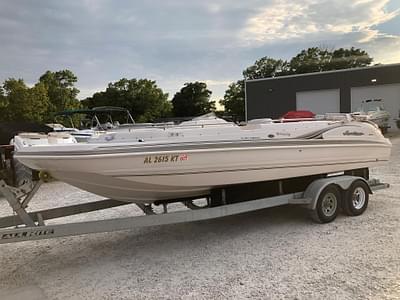 BOATZON | 2002 Hurricane Fun Deck GS 232 I/O