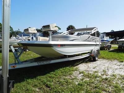 BOATZON | Hurricane FunDeck 198 2015