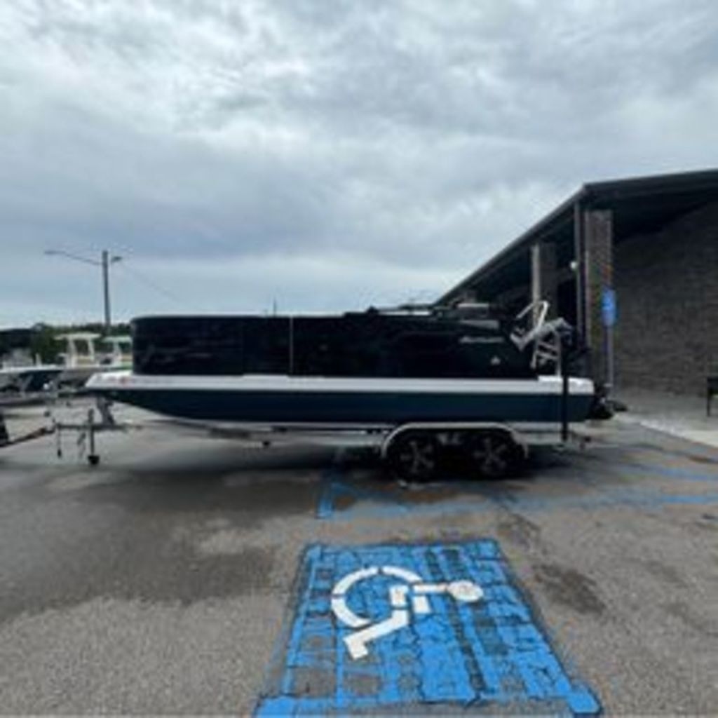 2023 Hurricane FunDeck 2260 REF OB - Sold Boat