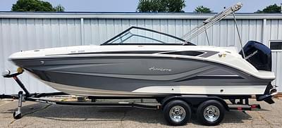 BOATZON | Hurricane SD 235 OB Deck Boat 2023