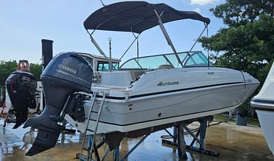 BOATZON | Hurricane SunDeck 187 OB 2016