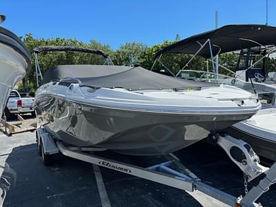 BOATZON | Hurricane SunDeck 217 OB 2024