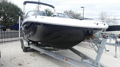 BOATZON | Hurricane SunDeck 217 OB 2024