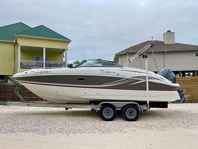 BOATZON | Hurricane SunDeck 2400 OB 2012