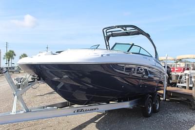 BOATZON | Hurricane SunDeck 2400 OB 2024