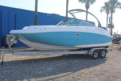 BOATZON | Hurricane SunDeck 2400 OB 2024