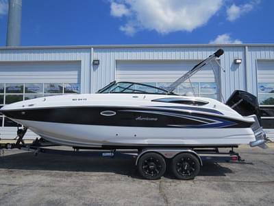 BOATZON | Hurricane SunDeck 2410 OB 2022