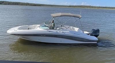 BOATZON | Hurricane SunDeck SD 2700 single 2014