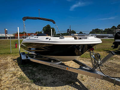 BOATZON | Hurricane SunDeck Sport 185 OB 2023