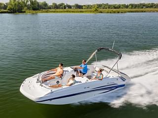 BOATZON | Hurricane SunDeck Sport 188 IO 2024