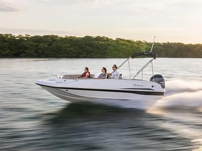 BOATZON | Hurricane SunDeck Sport 201 OB 2024