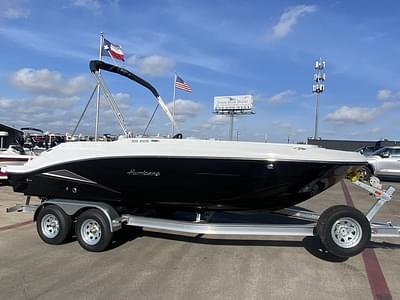 BOATZON | Hurricane SunDeck Sport 205 IO 2023