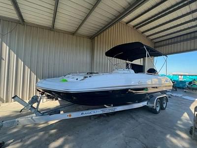 BOATZON | 2022 Hurricane SunDeck Sport 231 OB