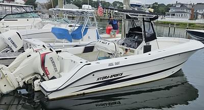 BOATZON | Hydra-Sports 2596 CC Vector 2001