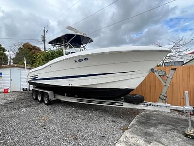 BOATZON | 2005 Hydra-Sports 2800 CC