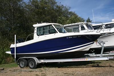 BOATZON | Hydros Marine 23WA 2014