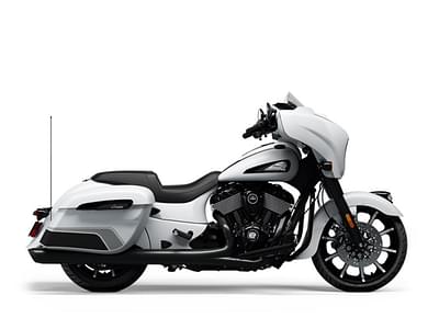 BOATZON | Indian Motorcycle® Chieftain Dark Horse Ghost White Metallic Smoke 2024