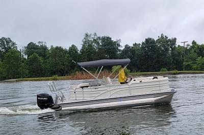 BOATZON | INTERNATIONAL PONTOON CORPORATION LEXINGTON 521 HPT ULTRA 2024