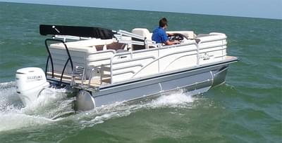 BOATZON | INTERNATIONAL PONTOON CORPORATION PAPONLM BREEZE 318 HPT FISH 2024