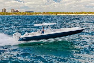 BOATZON | Intrepid 345 Nomad FE 2021