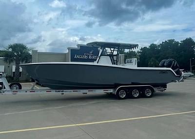 BOATZON | Invincible 33 Open Fisherman 2024