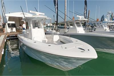 BOATZON | Invincible 33 Open Fisherman 2024