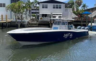 BOATZON | Invincible 42 Open Fisherman 2012