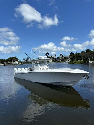 BOATZON | Invincible Boats 39 Open Fisherman 2024