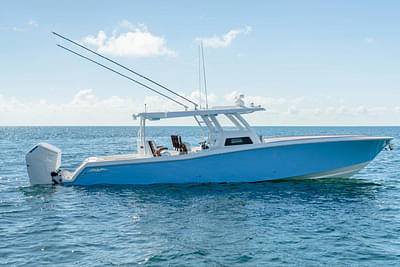 BOATZON | Invincible Boats 43 Open Fisherman 2025