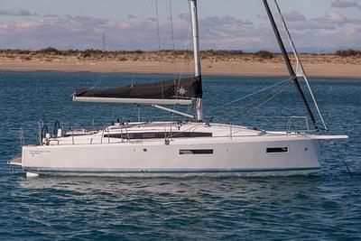 BOATZON | Jeanneau 380 2024 BOATZON | Jeanneau 380 2024