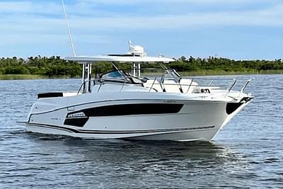 BOATZON | Jeanneau Leader 125 WA 2023