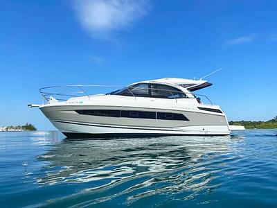 BOATZON | Jeanneau Leader 33 2019