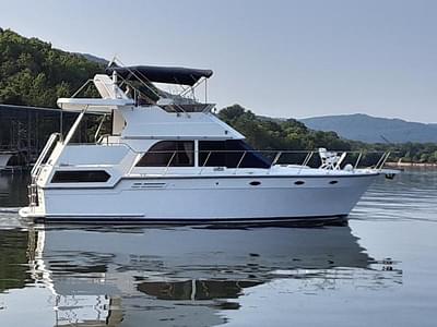 BOATZON | Jefferson 37 Sundeck 1989