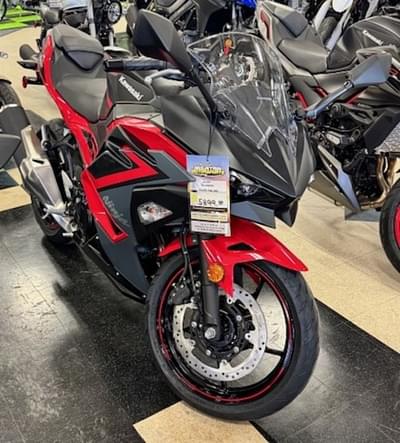 BOATZON | Kawasaki Ninja 500 ABS Passion RedMetallic Flat Spark Black 2024