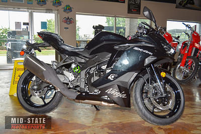 BOATZON | Kawasaki Ninja ZX4RR ABS 2024