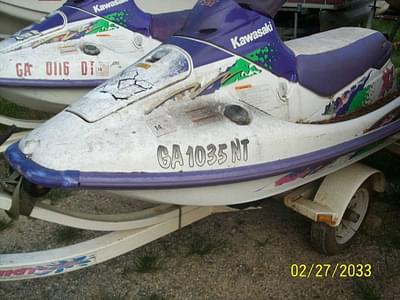 BOATZON | Kawasaki Pair JH750B2 Super Sport XI 1994